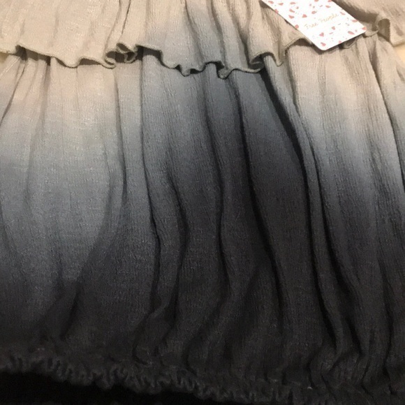 Free People Cora Lee Off the Shoulder Top. L - Picture 5 of 8